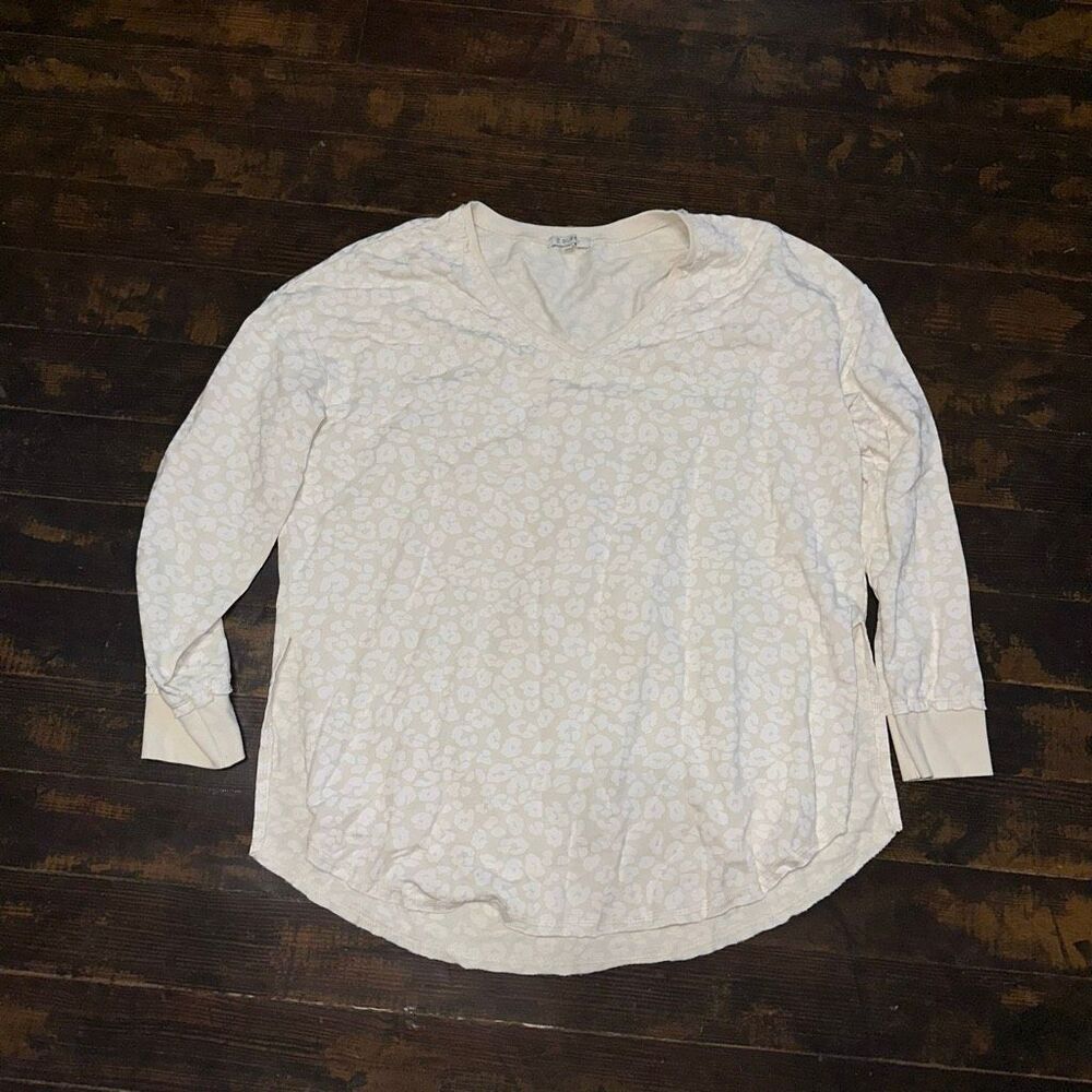 Z Supply leopard oversized  jersey scoop neck S cozy tunic